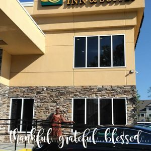 Meet your Posher, Elizabeth